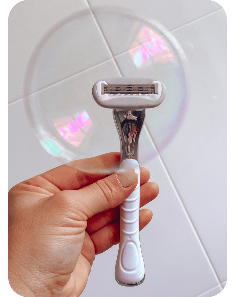 Women's reusable razor by Make My Shave